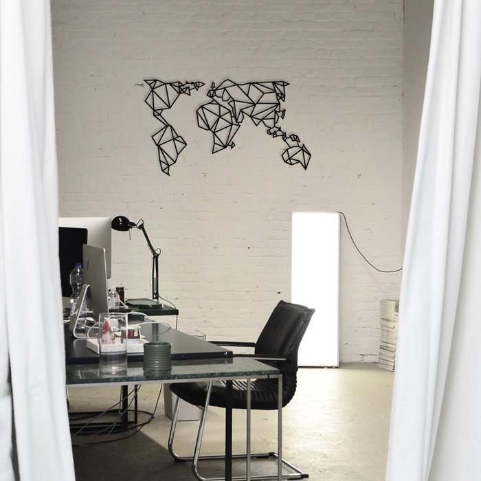 Wallity World Map Metal Decor